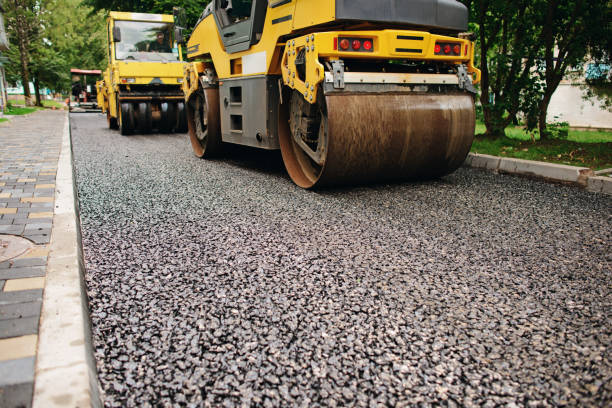 Best Interlocking Driveway Pavers  in Port Neches, TX